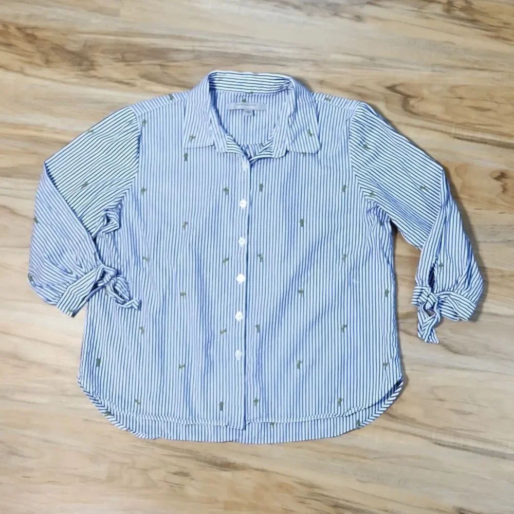 🔹️🔺Marc New York Blue Stripes w/Embroider Cactus 3/4 Sleeve Top Large